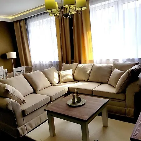 Apartment Sweet Chocolate *