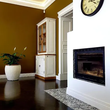 Sweet Chocolate Apartment